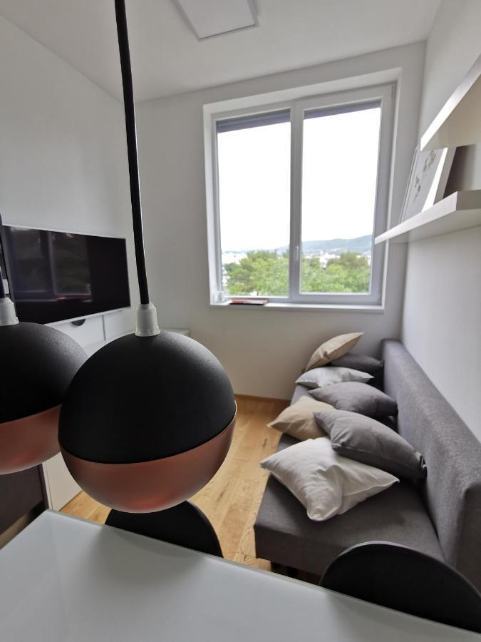 Apartmaji Egis Koper Buitenkant foto