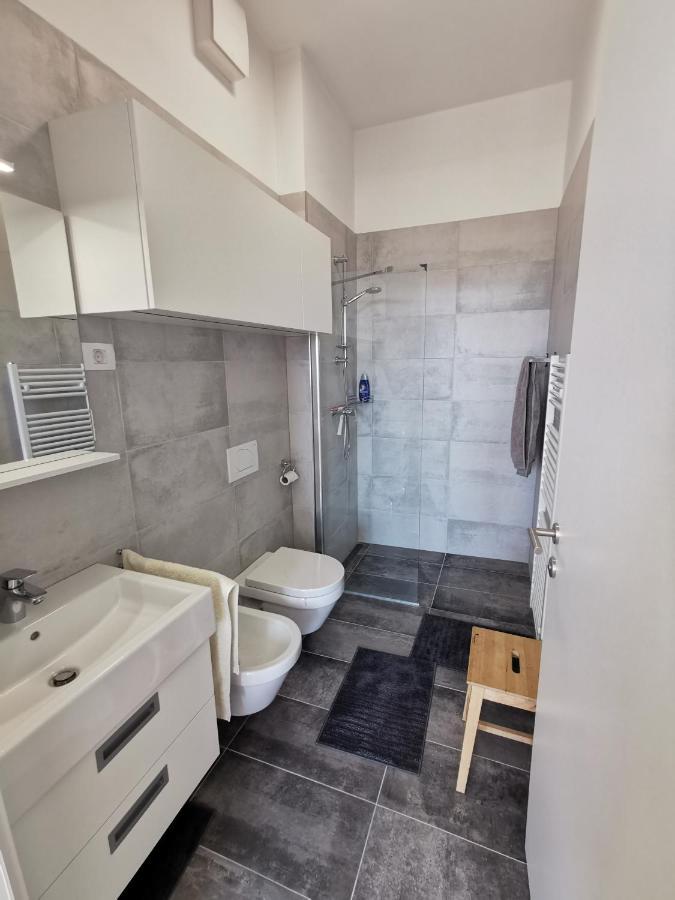 Apartmaji Egis Koper Buitenkant foto