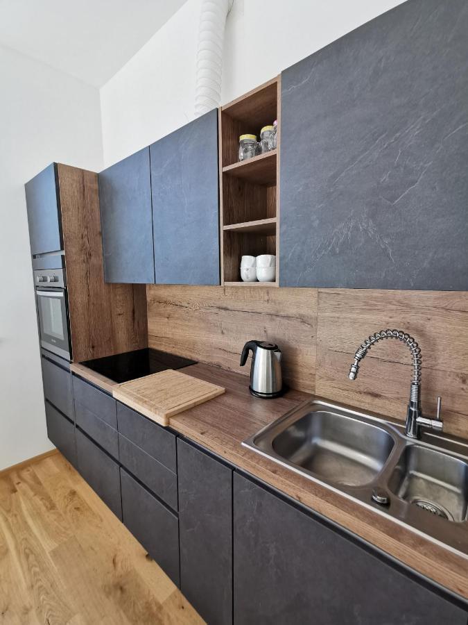 Apartmaji Egis Koper Buitenkant foto